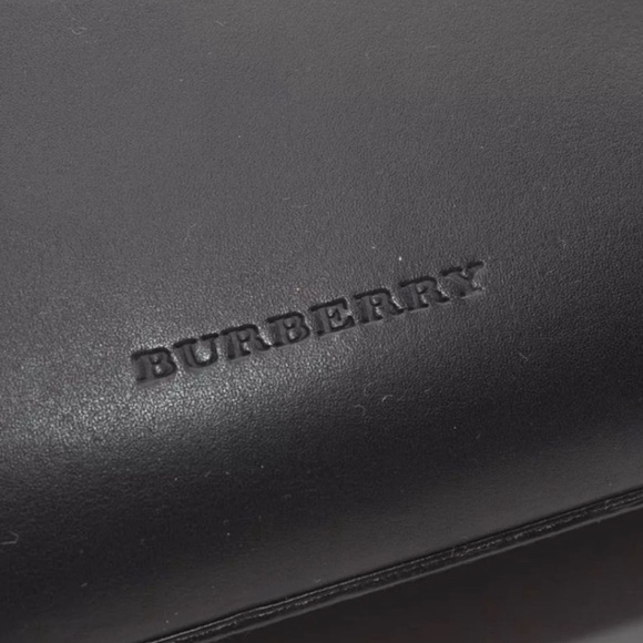 Burberry Leather Vintage Bag with COA- EUC - Picture 10 of 16